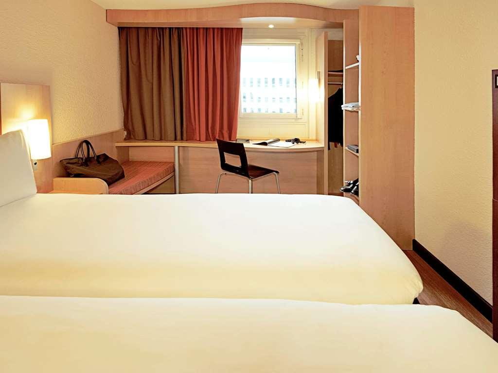 Ibis Глостер Экстерьер фото