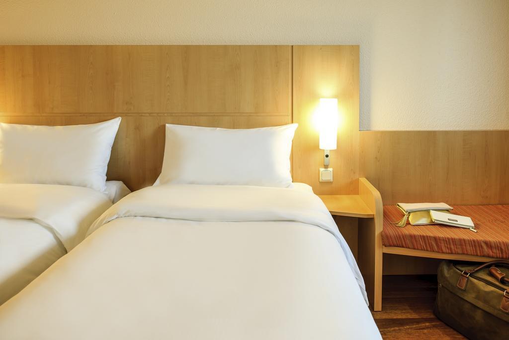 Ibis Глостер Экстерьер фото