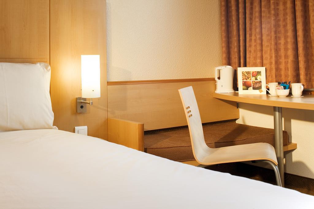 Ibis Глостер Экстерьер фото