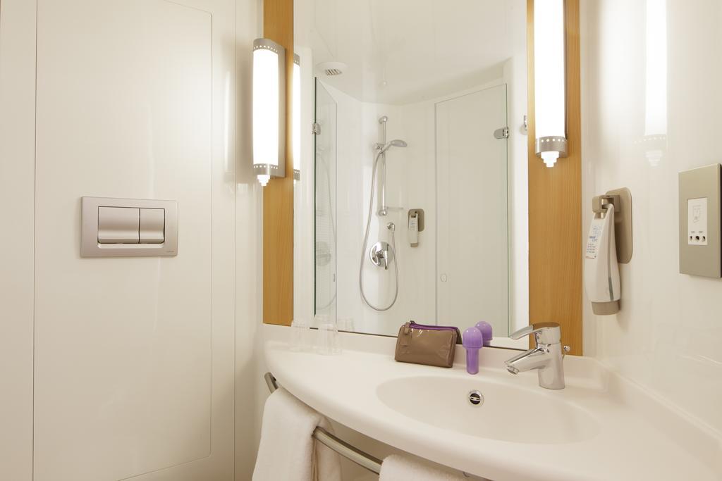 Ibis Глостер Экстерьер фото
