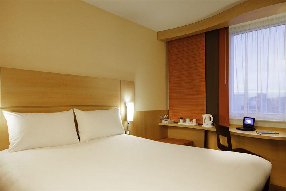 Ibis Глостер Экстерьер фото