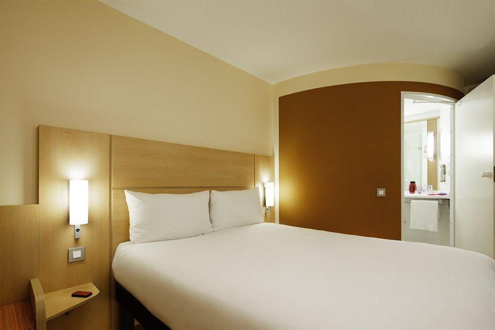 Ibis Глостер Экстерьер фото