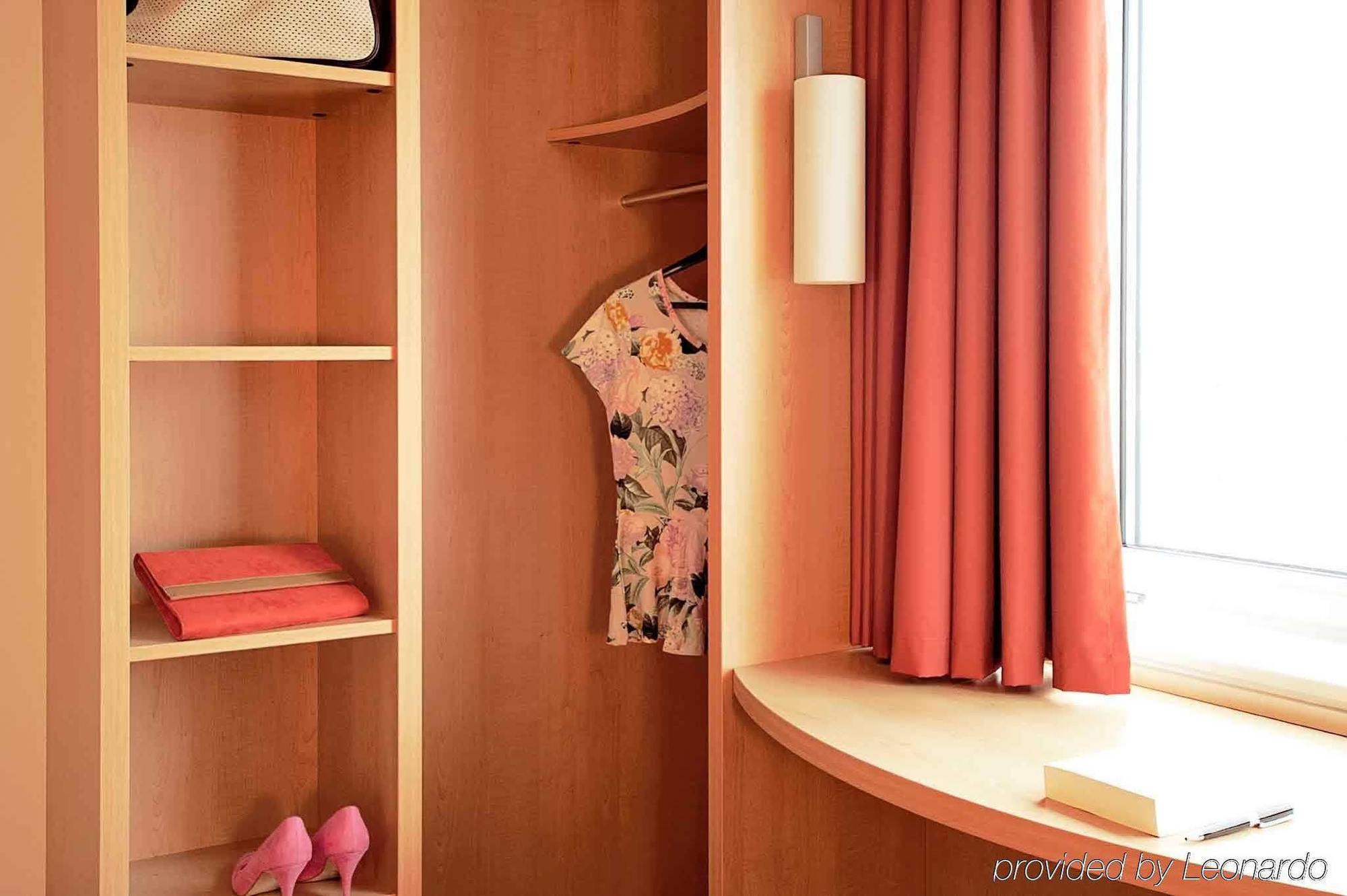 Ibis Глостер Экстерьер фото