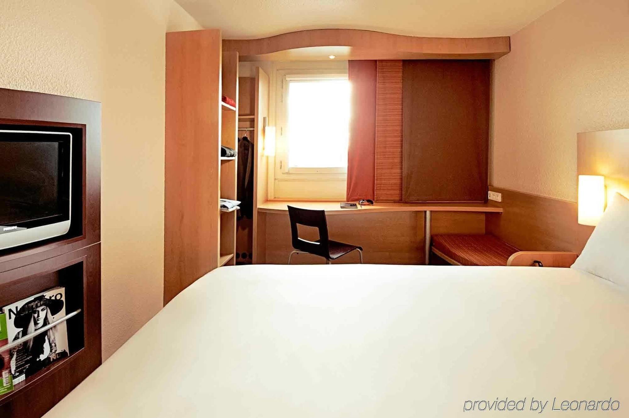 Ibis Глостер Экстерьер фото